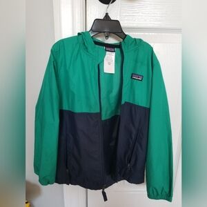 Patagonia jacket youth boys (S) Size 8 full zip lightweight Wind Breaker hooded